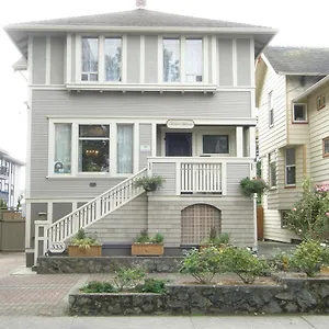 Fisher House Victoria